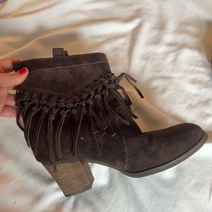 Brown suede fringe booties